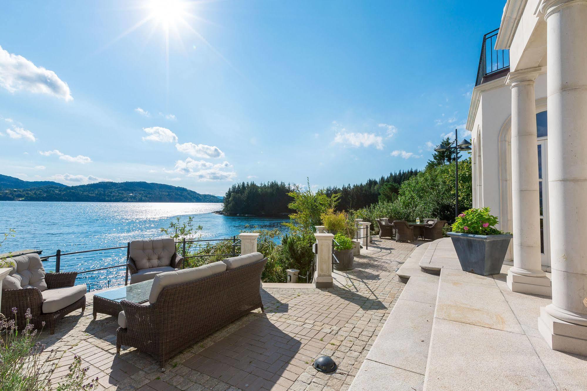 Villa Charlotte Bergen Exterior foto